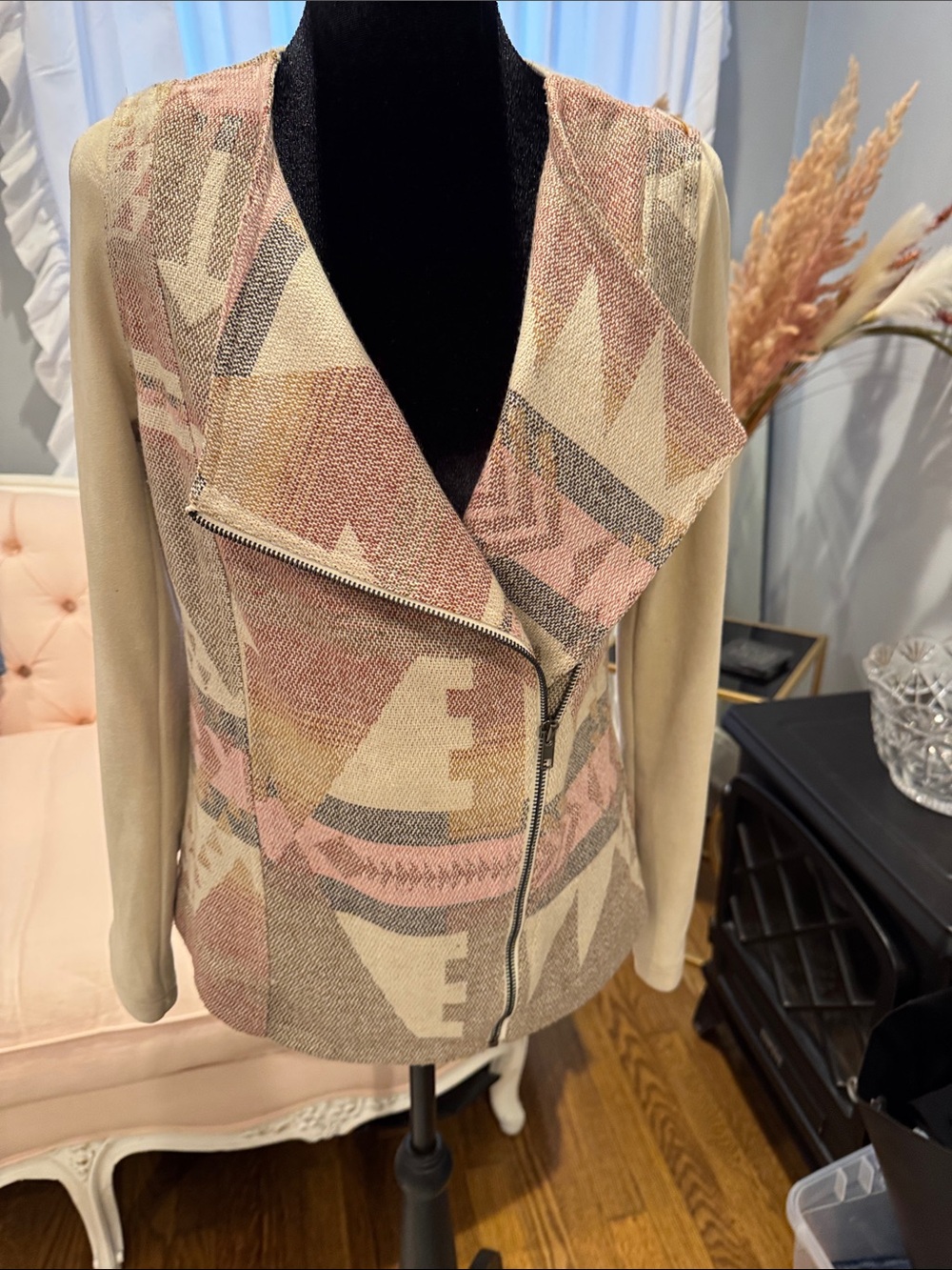 Under Skies Geometric Asymmetrical Zip Jacket in Pink & Cream